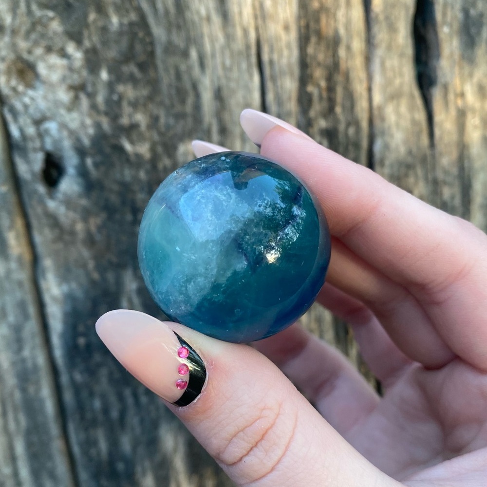 ☁️ blue fluorite crystal sphere